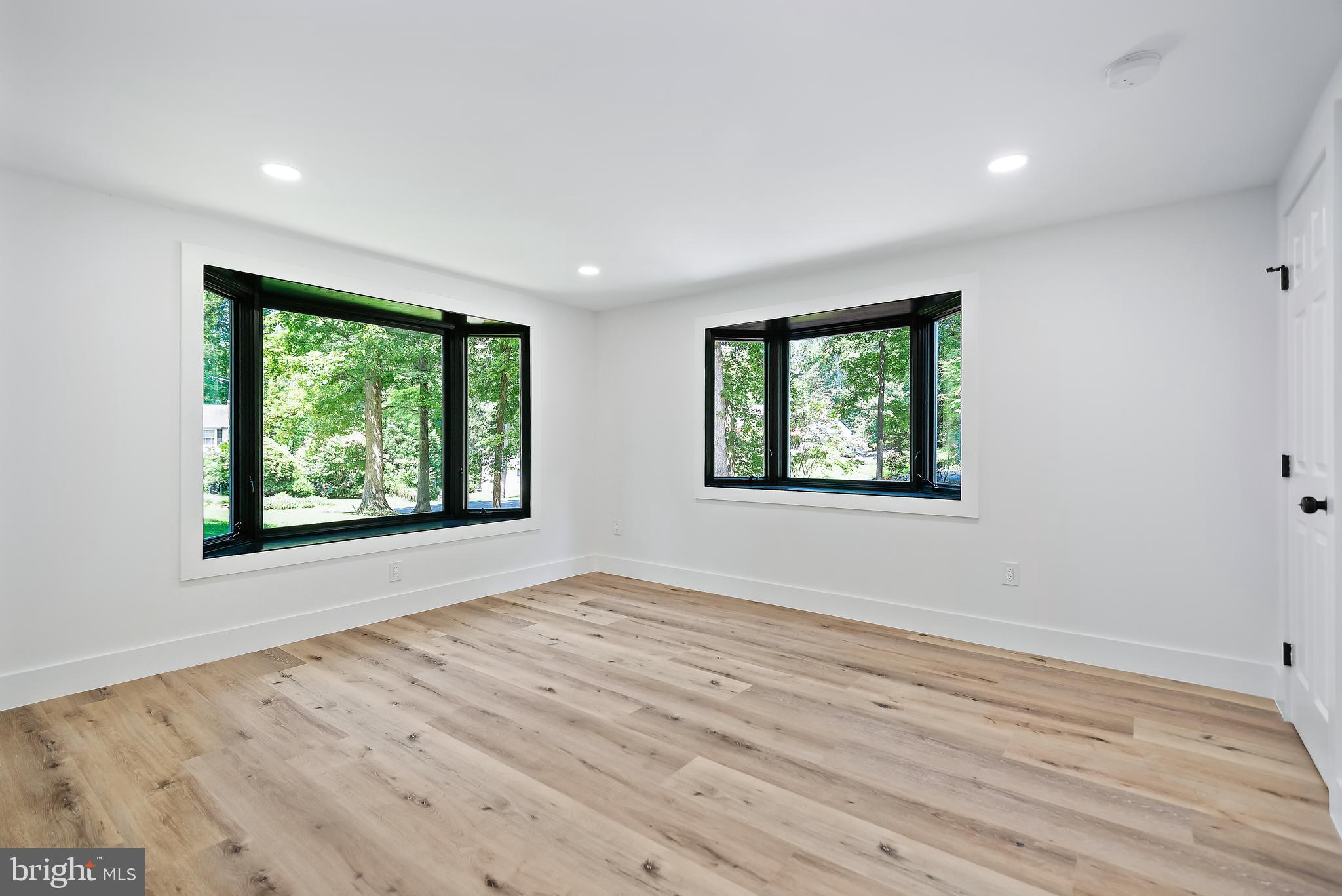 11927 Appling Valley Road Fairfax, VA 22030 - Photo 54 of 115 Gallery Image 54