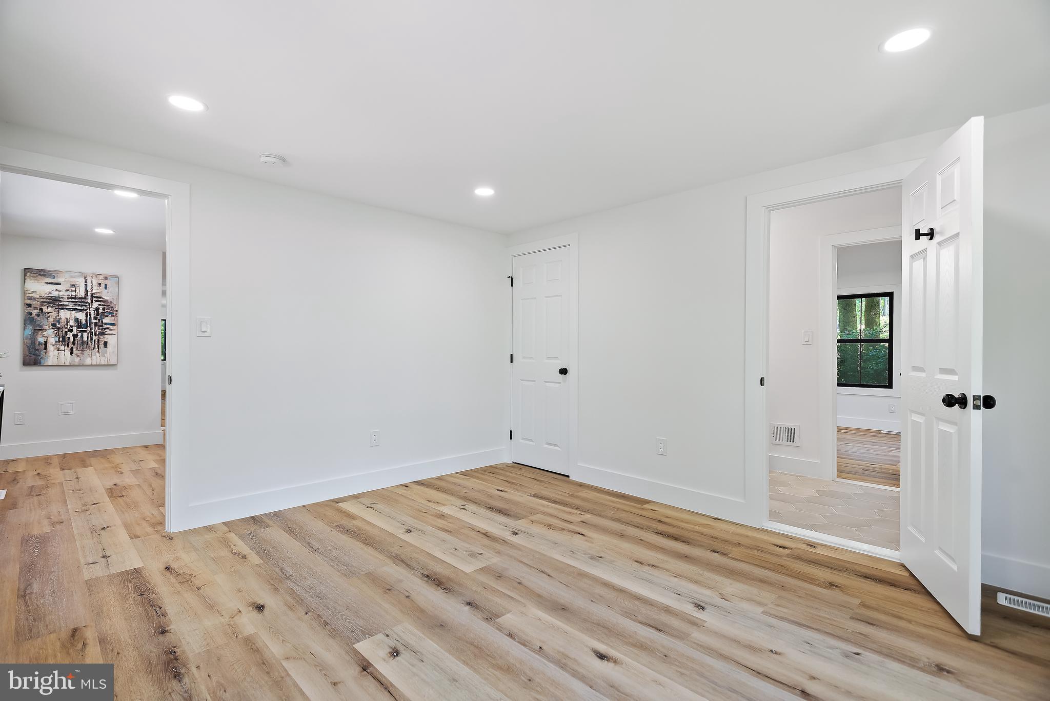 11927 Appling Valley Road Fairfax, VA 22030 - Photo 55 of 115 Gallery Image 55
