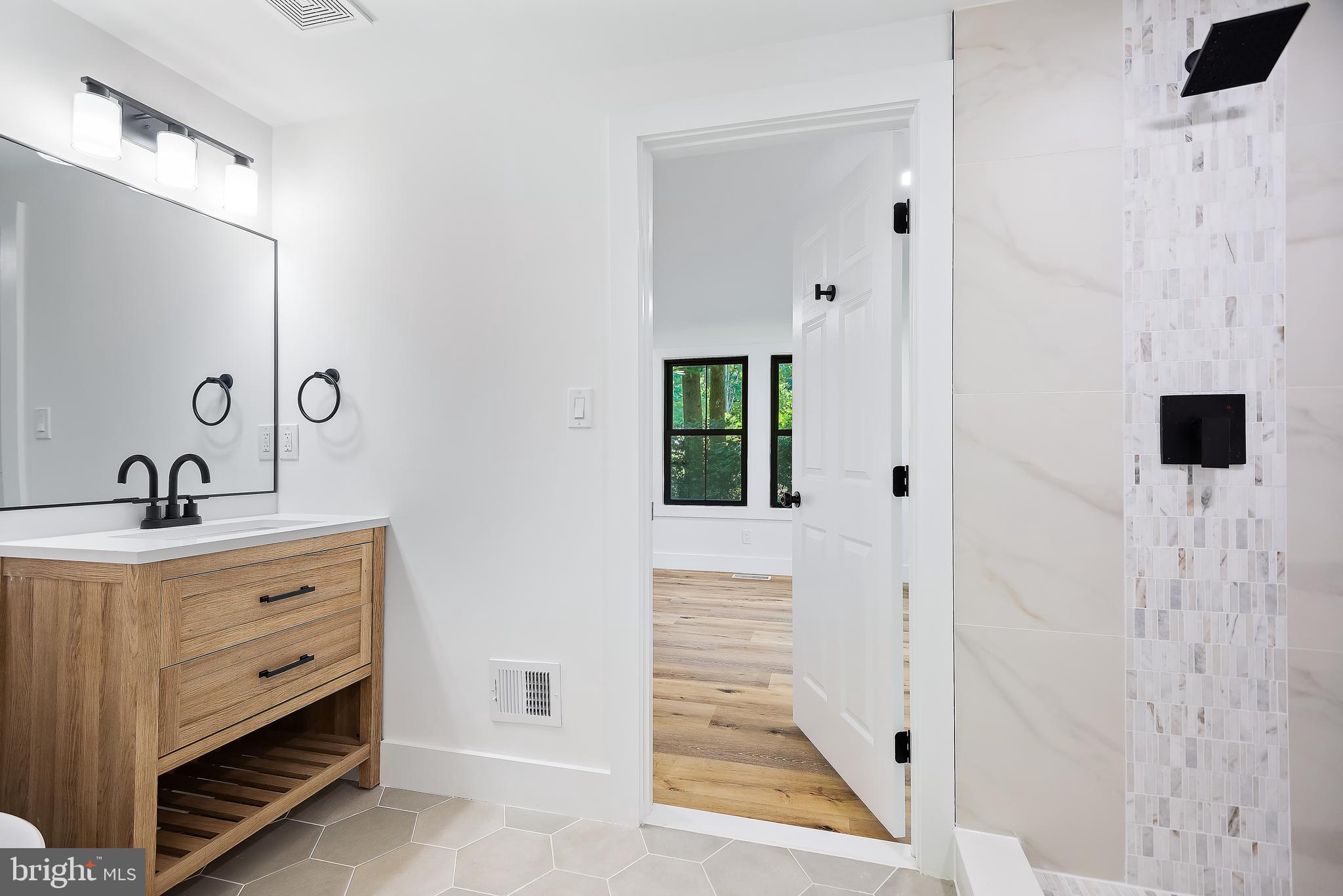 11927 Appling Valley Road Fairfax, VA 22030 - Photo 58 of 115 Gallery Image 58