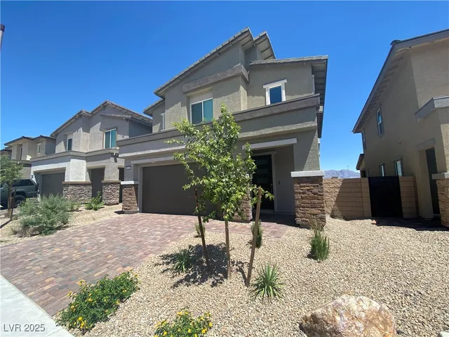 $2,695 | 8846 Sasquatch Run Avenue, Las Vegas, NV 89166