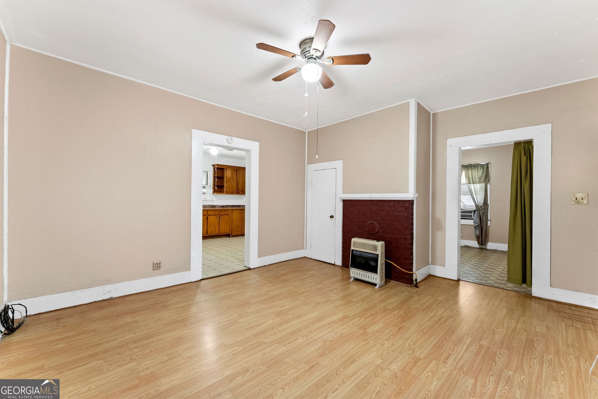 76 Park Street Commerce, GA 30529 - Photo 11 of 37