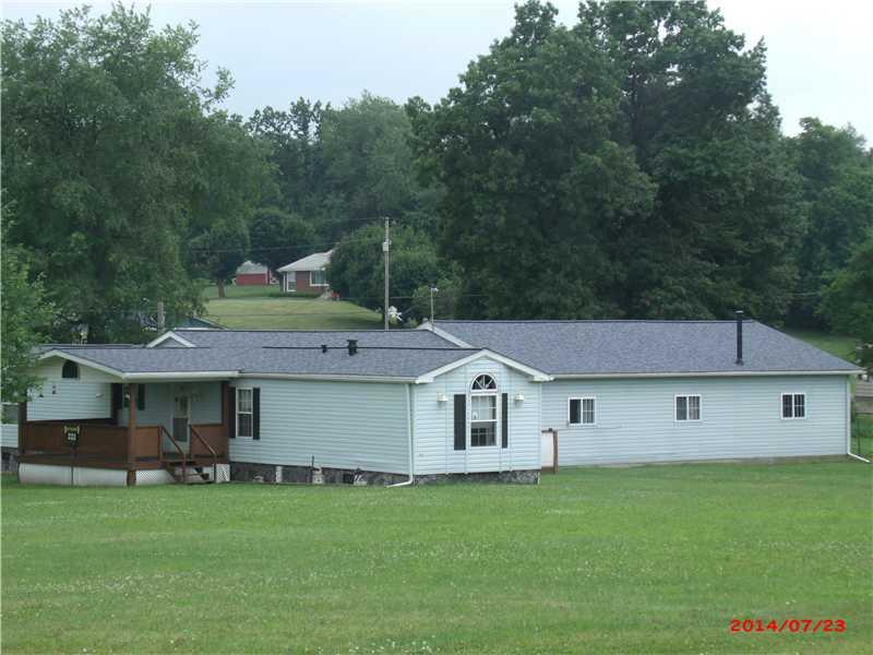222 Cornetti Road Fenelton, PA 16034 - Photo 1 of 15 Exterior Front.