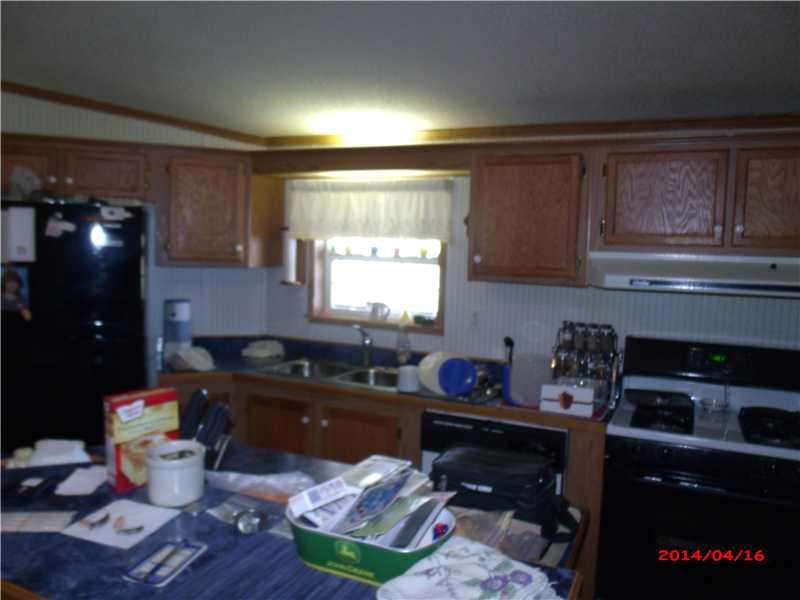 222 Cornetti Road Fenelton, PA 16034 - Photo 5 of 15 Kitchen.