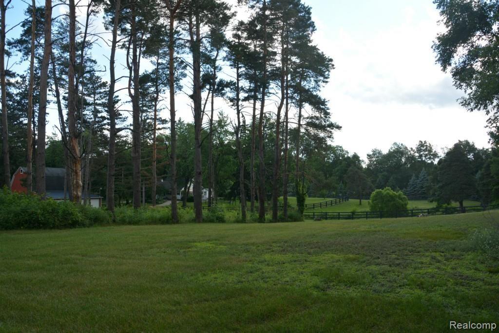 3470 Ray Road Oxford, MI 48370 - Photo 61 of 71 3470 Ray Rd (27).jpg