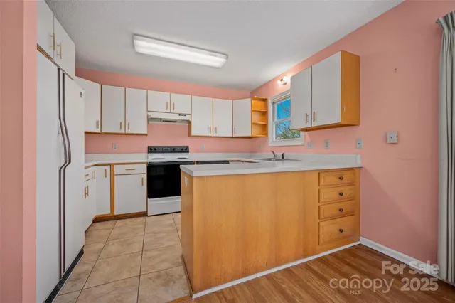 $399,000 | 77 Chestnut Street, Tryon, NC 28782