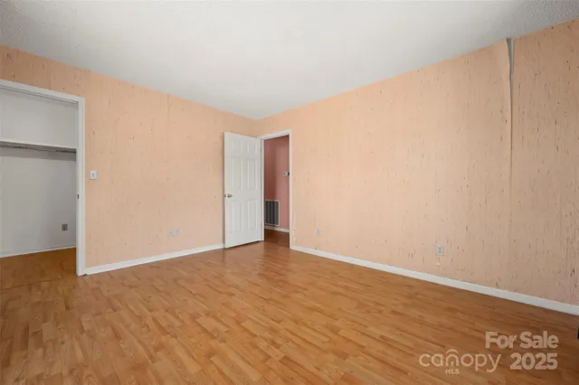 $399,000 | 77 Chestnut Street, Tryon, NC 28782