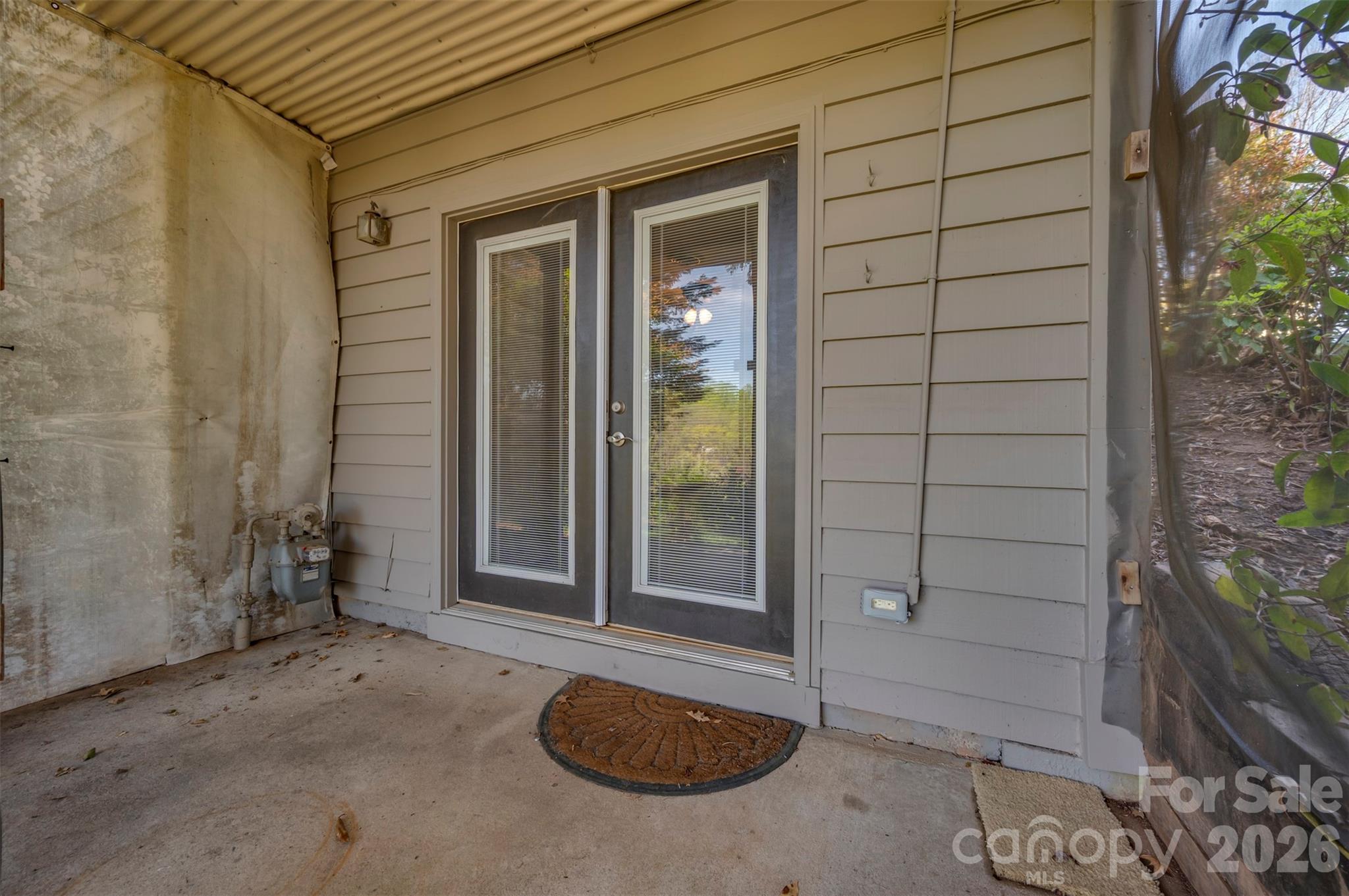 77 Chestnut Street Tryon, NC 28782 - Photo 28 of 41