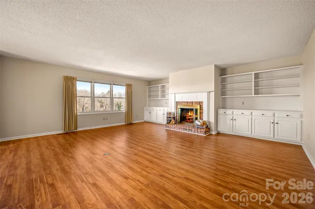 $375,000 | 77 Chestnut Street, Tryon, NC 28782