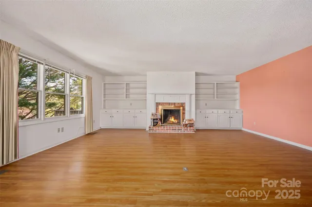 $399,000 | 77 Chestnut Street, Tryon, NC 28782