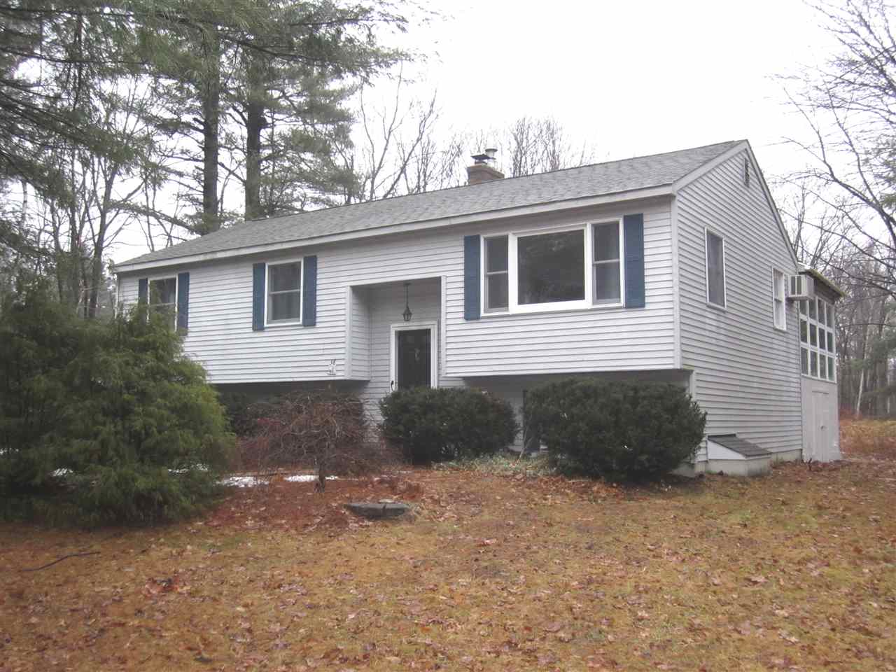 38 Sun Valley Road Auburn, NH 03032 - Photo 1 of 32