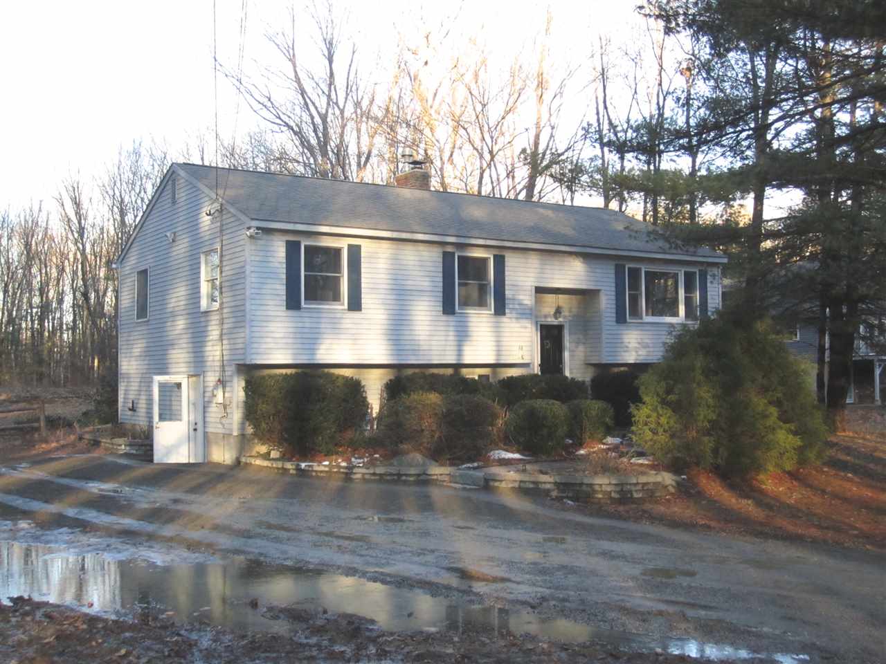 38 Sun Valley Road Auburn, NH 03032 - Photo 27 of 32
