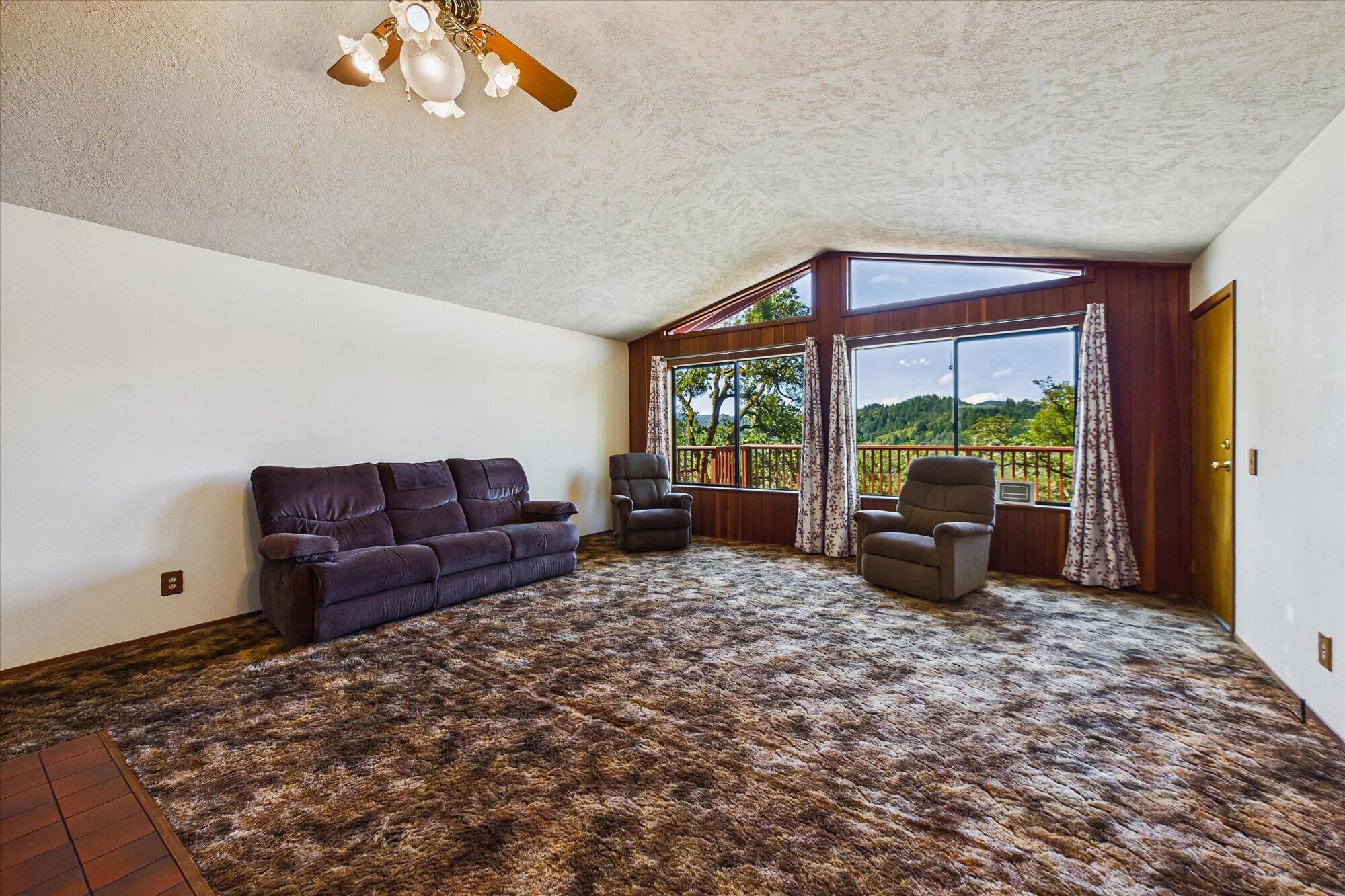 277 Wallan Road Garberville, CA 95542 - Photo 16 of 58