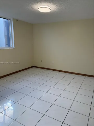 $2,100 | 10090 Northwest 80th Court, Unit 1442, Hialeah Gardens, FL 33016