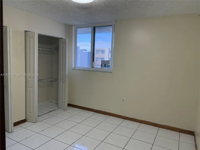 $2,100 | 10090 Northwest 80th Court, Unit 1442, Hialeah Gardens, FL 33016
