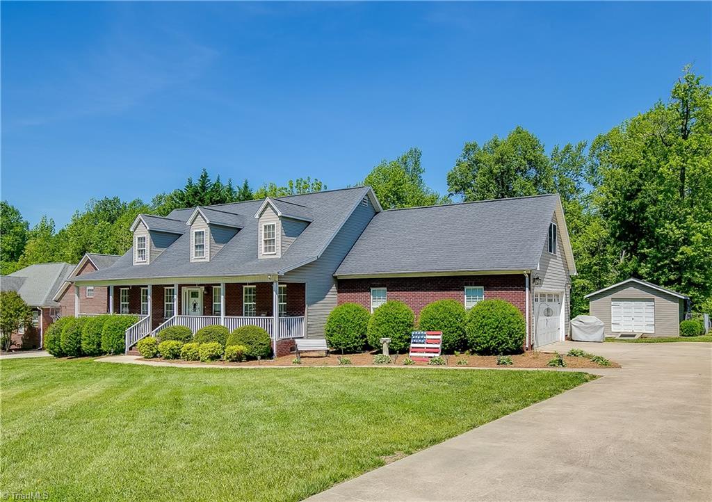 3255 Old Mountain Road Trinity, NC 27370 - Photo 3 of 30