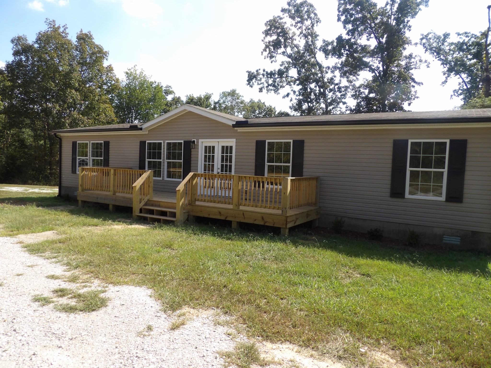 805 Lucas Ridge Lane Waverly, TN 37185 - Photo 2 of 45 Gallery Image 2