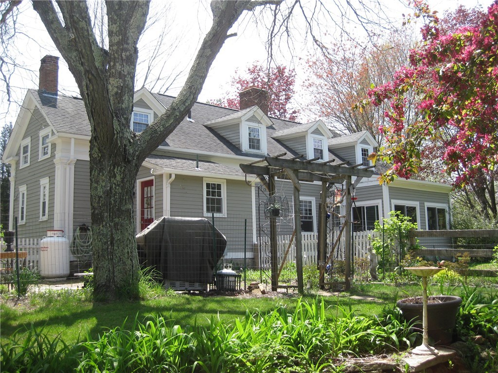 710 Maple Valley Road Coventry, RI 02827 - Photo 5 of 40