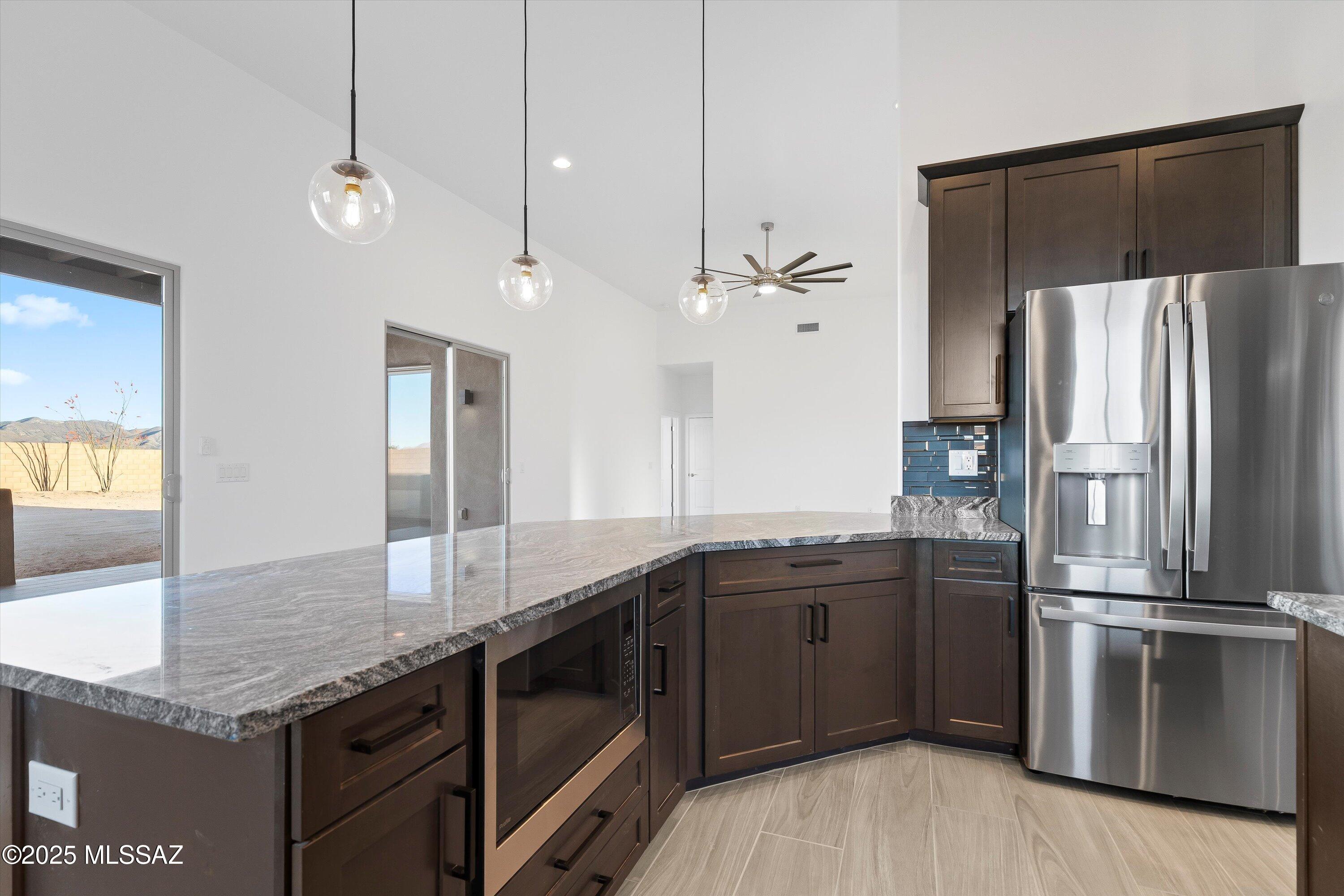 1204 North Range Rider Place Vail, AZ 85641 - Photo 17 of 49