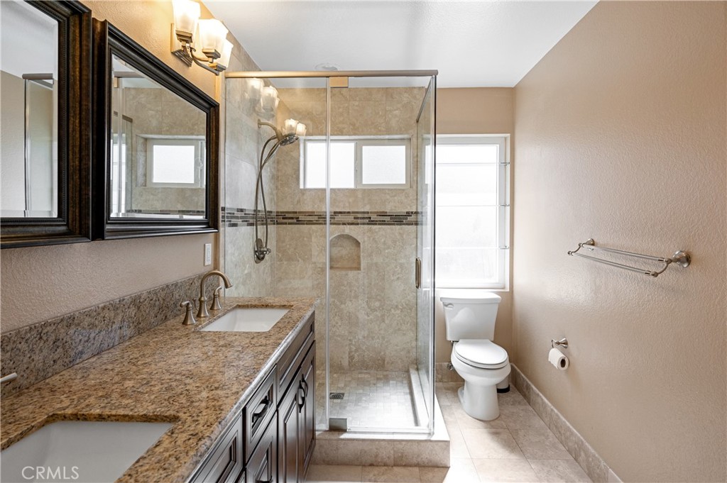 17542 Cottonwood Irvine, CA 92612 - Photo 15 of 25