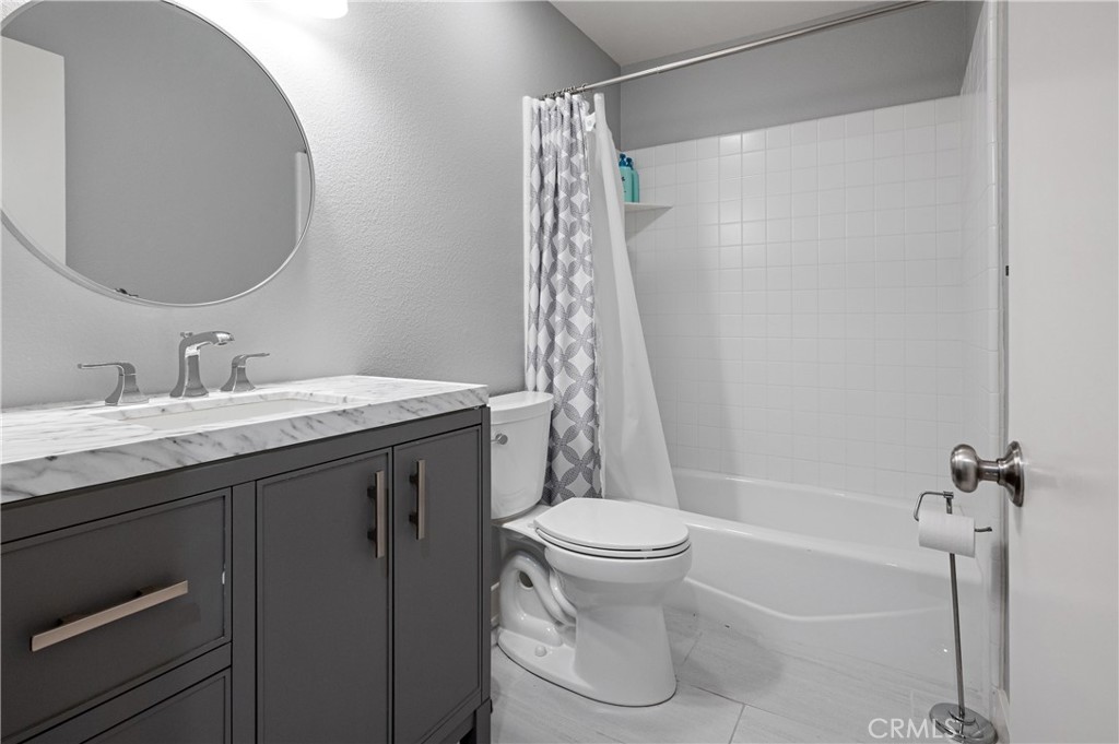 17542 Cottonwood Irvine, CA 92612 - Photo 18 of 25