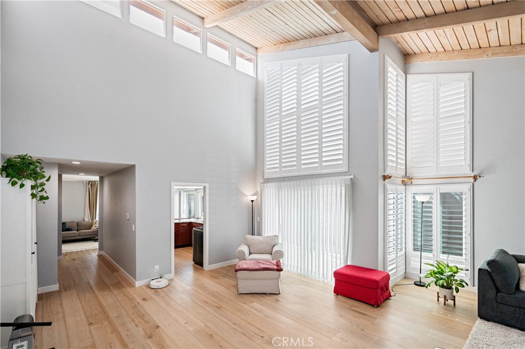 17542 Cottonwood Irvine, CA 92612 - Photo 3 of 25