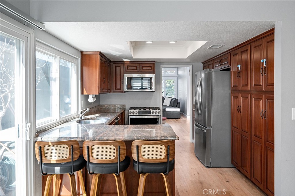 17542 Cottonwood Irvine, CA 92612 - Photo 10 of 25