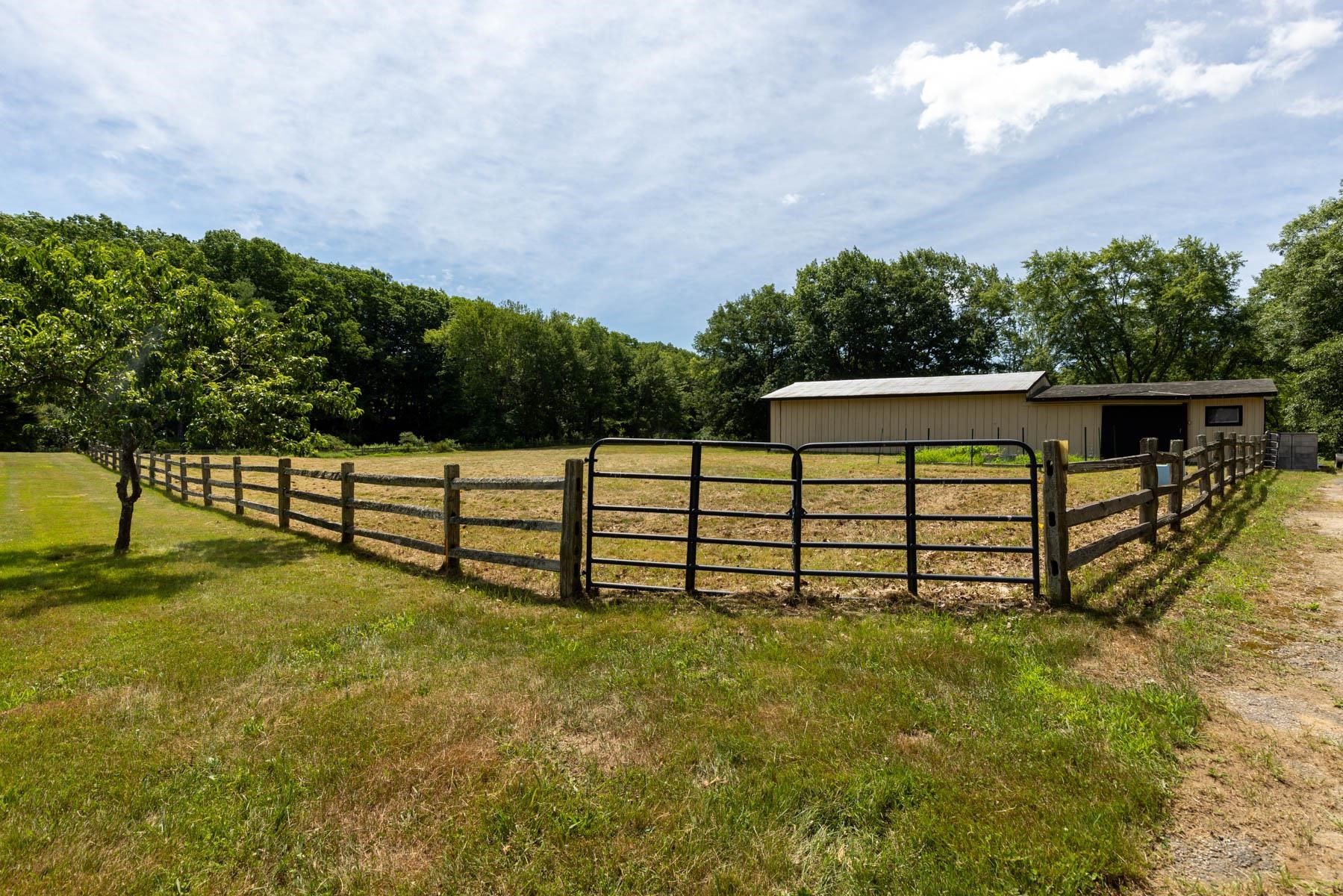 250 Newmarket Road Durham, NH 03824 - Photo 23 of 35 Gallery Image 23