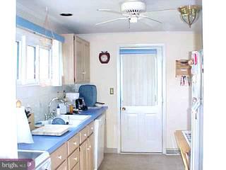 2153 Bridgewater Road Aston, PA 19014 - Photo 3 of 6