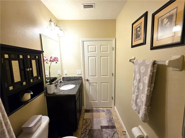 $2,450 | 8051 Westfield Circle, Vero Beach, FL 32966