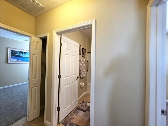 $2,450 | 8051 Westfield Circle, Vero Beach, FL 32966