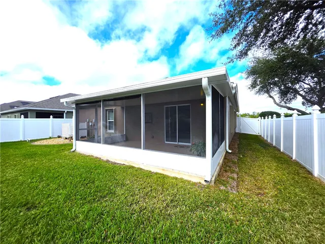 $2,450 | 8051 Westfield Circle, Vero Beach, FL 32966