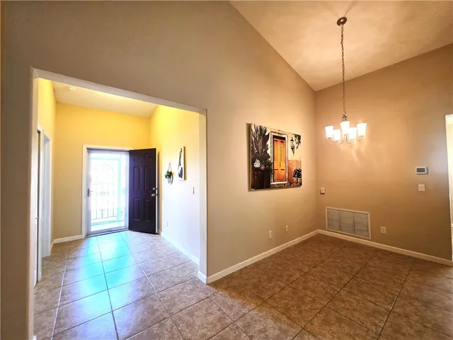 $2,450 | 8051 Westfield Circle, Vero Beach, FL 32966