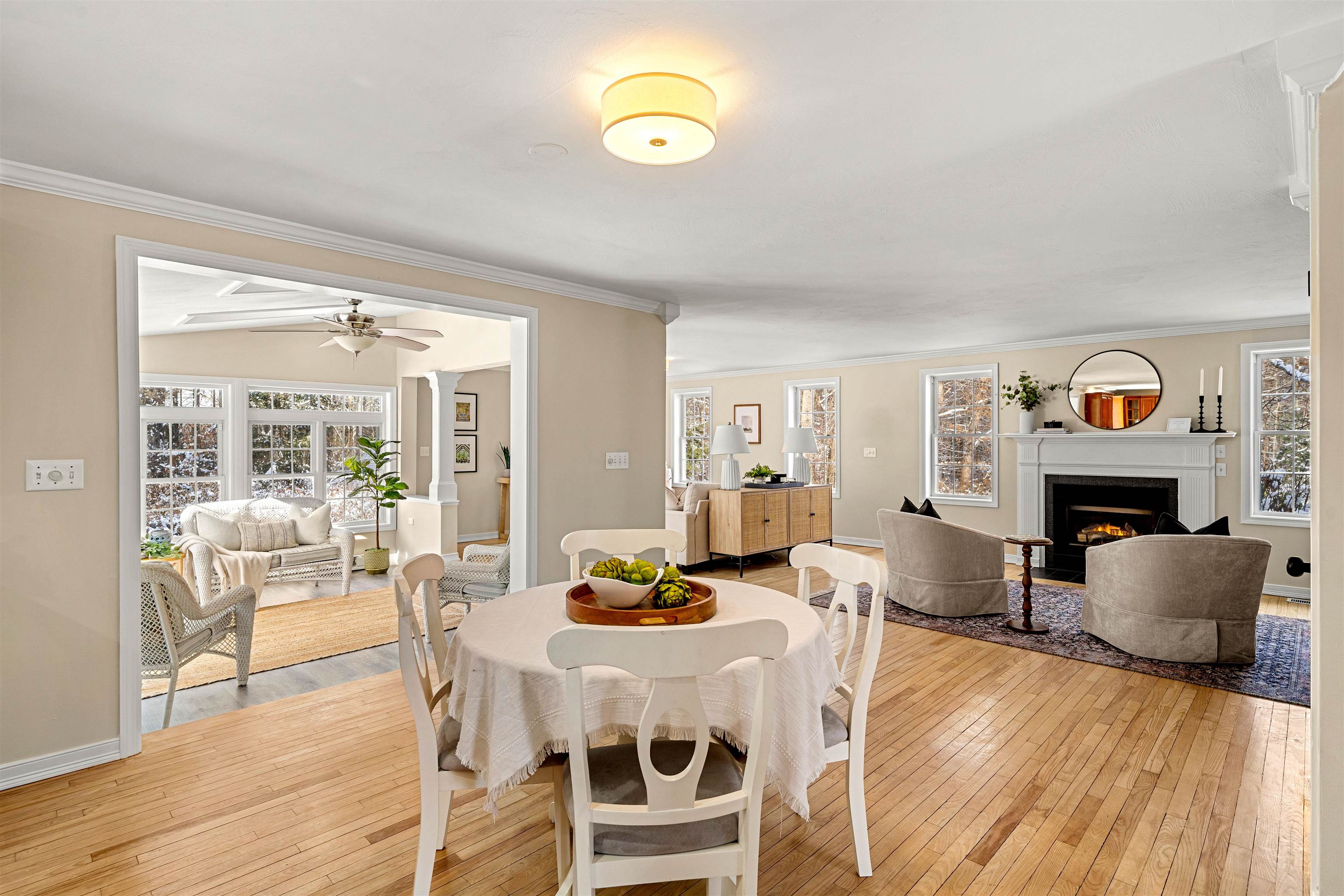 37 Sarah Drive Merrimack, NH 03054 - Photo 2 of 52