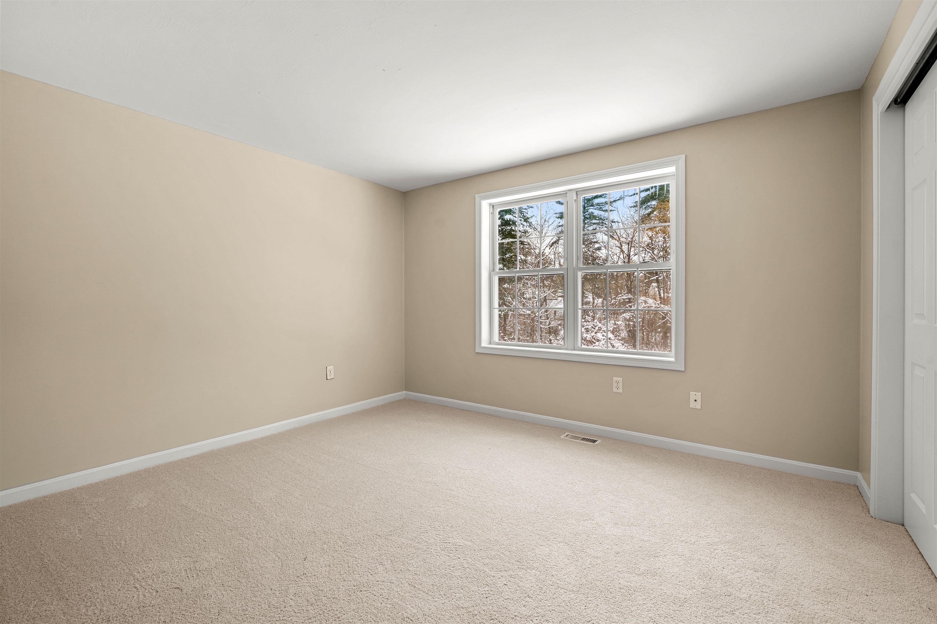 37 Sarah Drive Merrimack, NH 03054 - Photo 22 of 52