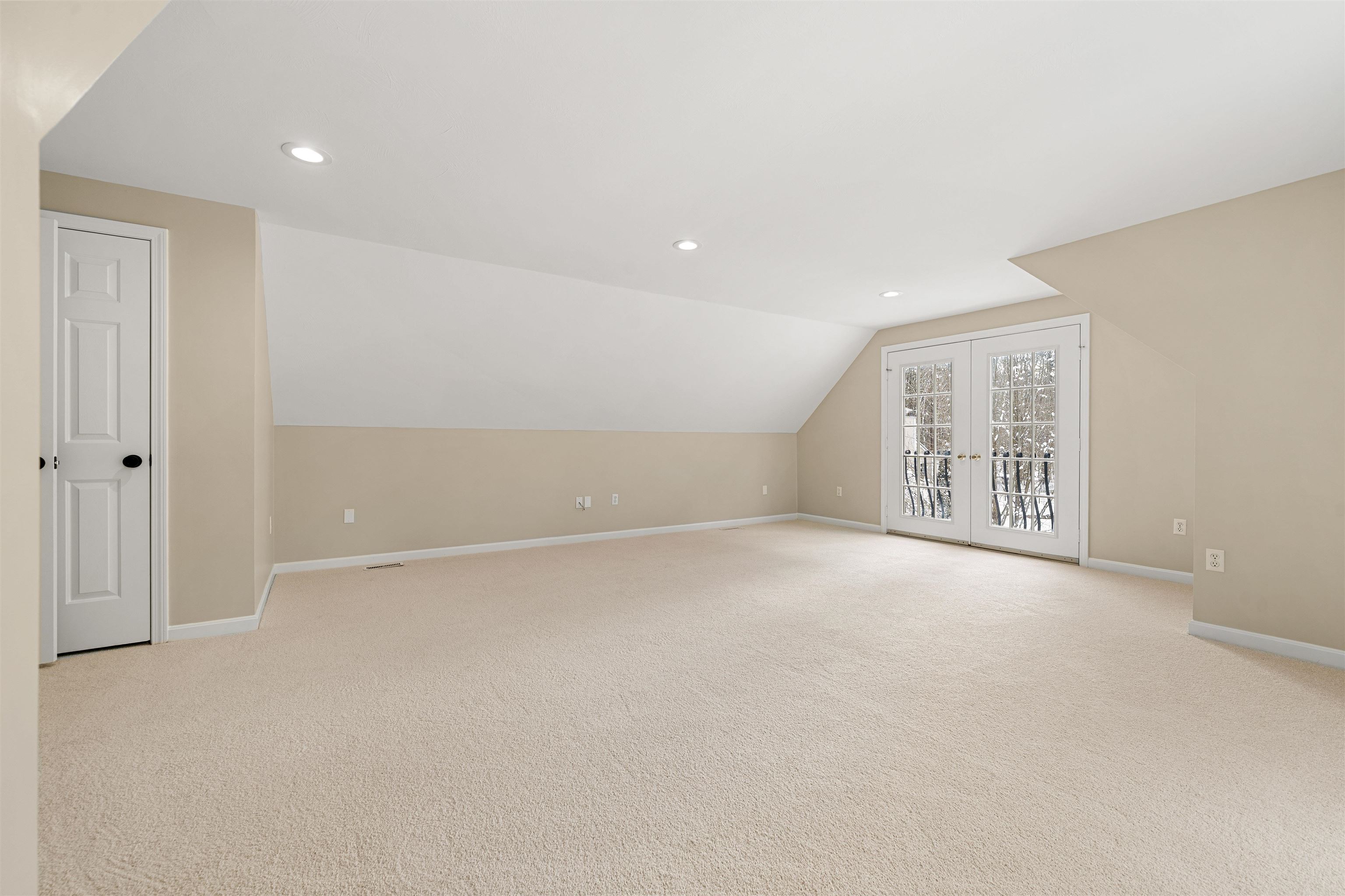 37 Sarah Drive Merrimack, NH 03054 - Photo 25 of 52