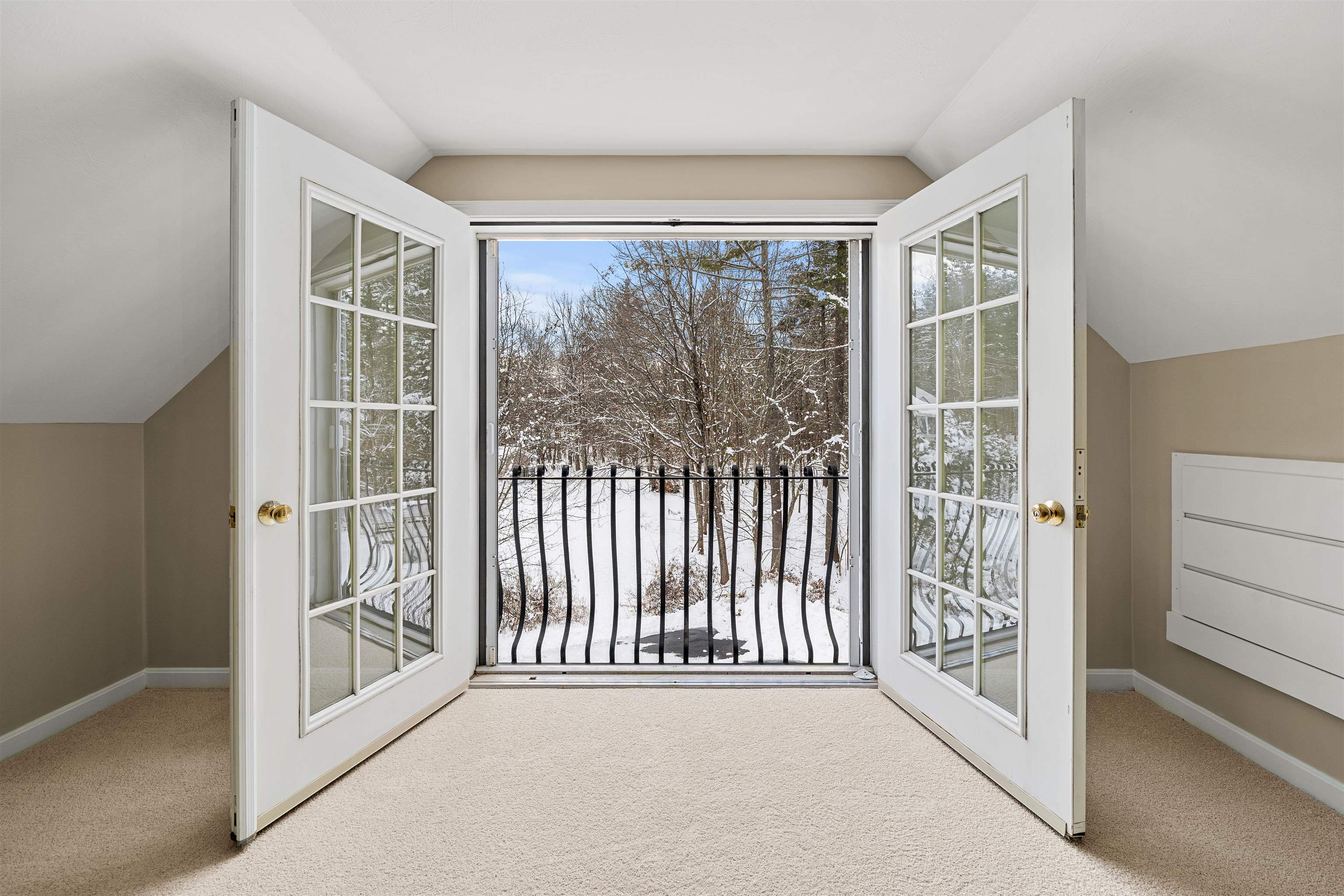 37 Sarah Drive Merrimack, NH 03054 - Photo 27 of 52