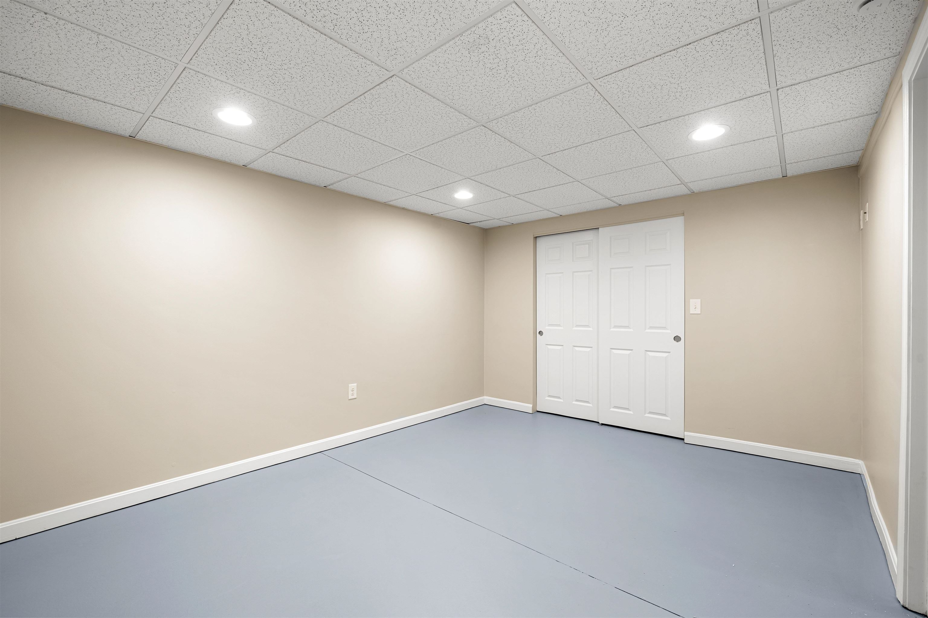 37 Sarah Drive Merrimack, NH 03054 - Photo 32 of 52