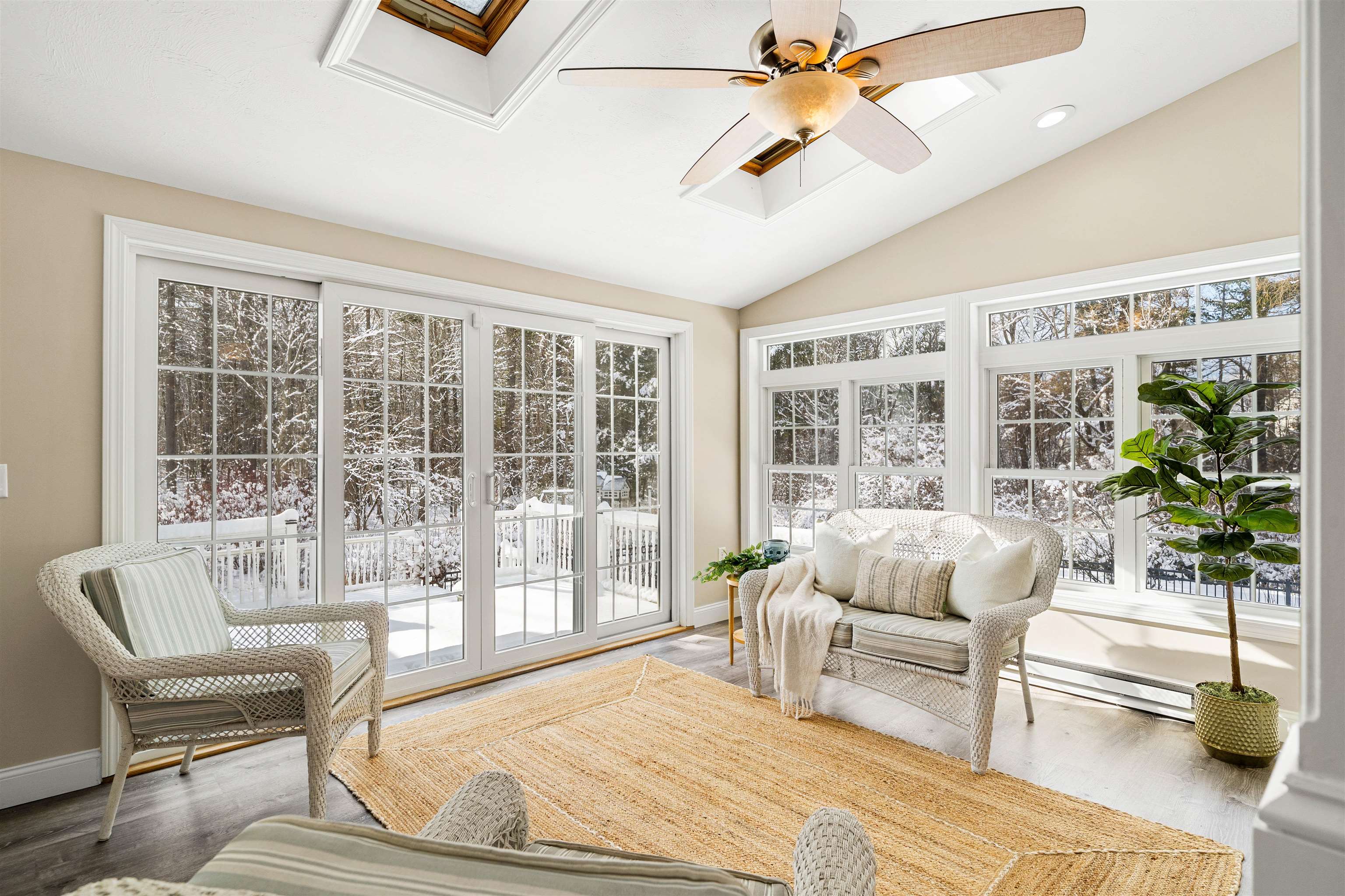 37 Sarah Drive Merrimack, NH 03054 - Photo 9 of 52