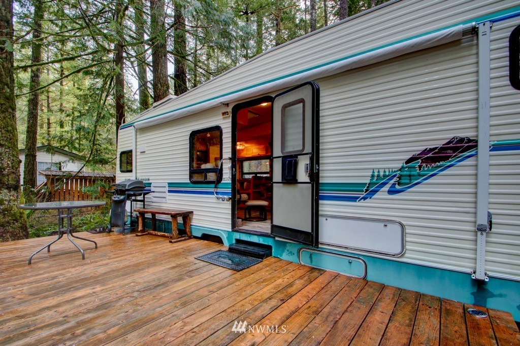 62-1 Gold Nuget Road Deming, WA 98244 - Photo 3 of 40 Gallery Image 3
