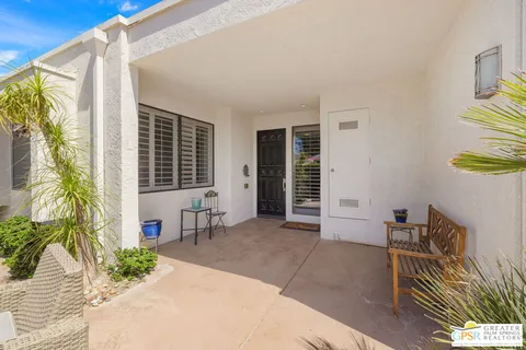 $699,000 | 818 Inverness Drive, Rancho Mirage, CA 92270