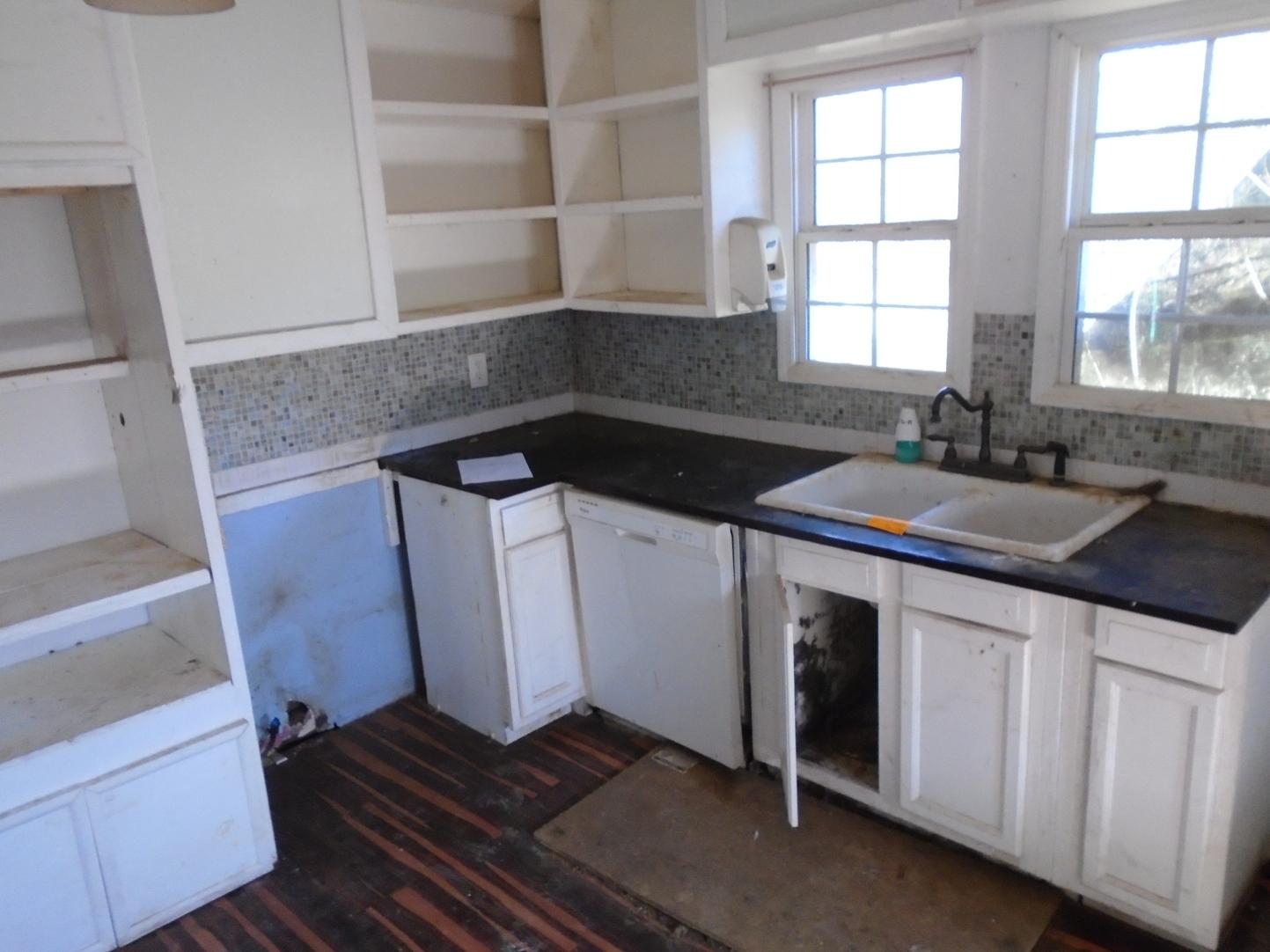 8912 Childress Road Powell, TN 37849 - Photo 7 of 13 8912 Childress Update 012