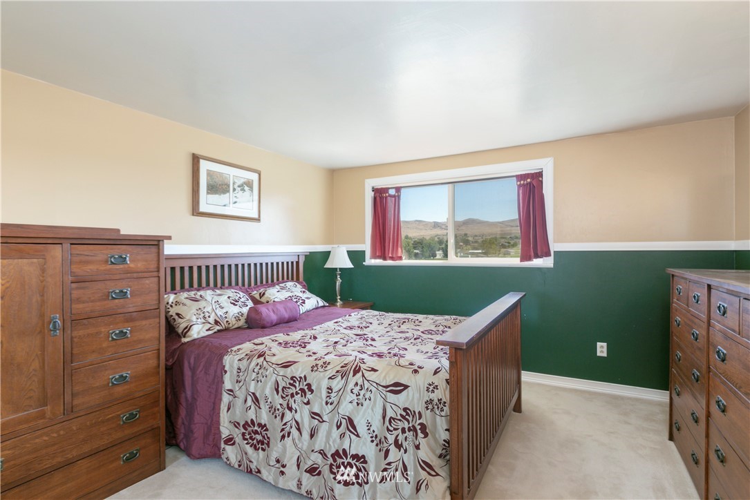 121 Shaw Road Selah, WA 98942 - Photo 16 of 21 Gallery Image 16