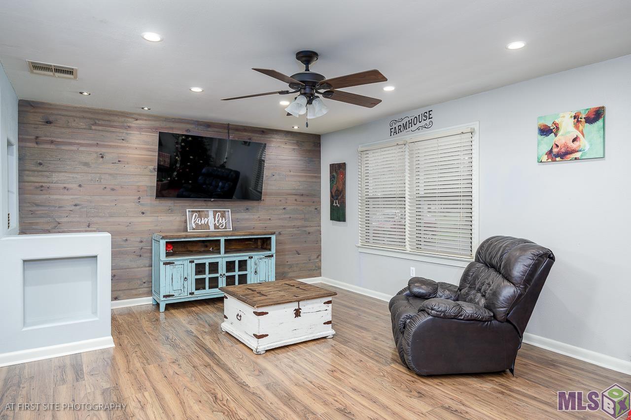 10323 McCullough Road Zachary, LA 70791 - Photo 3 of 14 Gallery Image 3