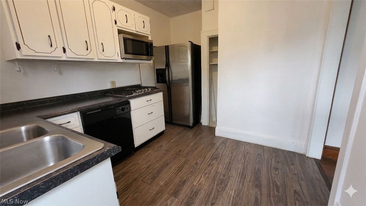 4764 Pearl Road Cleveland, OH 44144 - Photo 9 of 18 Gallery Image 9