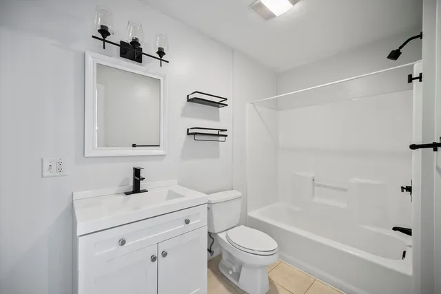 $610,000 | 25 West Howard Street, Unit D2, Quincy, MA 02169