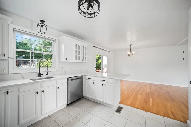 $610,000 | 25 West Howard Street, Unit D2, Quincy, MA 02169