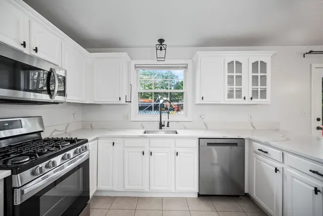 $610,000 | 25 West Howard Street, Unit D2, Quincy, MA 02169