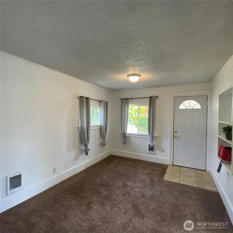 $369,950 | 2716 Sylvan Drive West, University Place, WA 98466