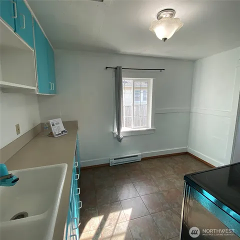 $369,950 | 2716 Sylvan Drive West, University Place, WA 98466