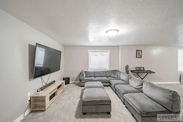 $579,000 | 3860 East 390 North, Rigby, ID 83442